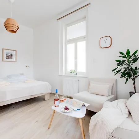Jane's Cozy Corner * Prag